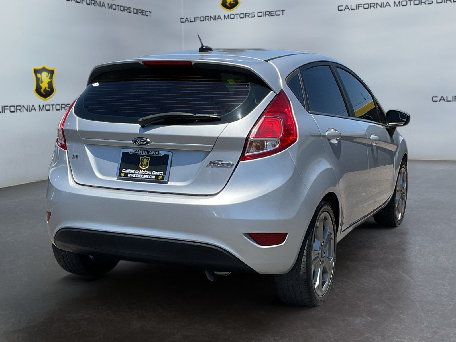Used 2017 Ford Fiesta SE FWD image 5
