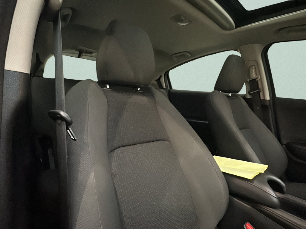 Used 2021 Honda HR-V EX image 22