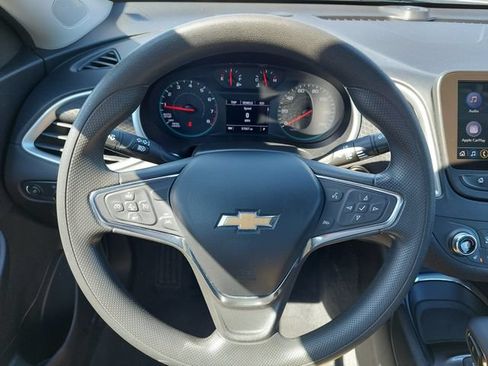 Used 2024 Chevrolet Malibu LT FWD image 25