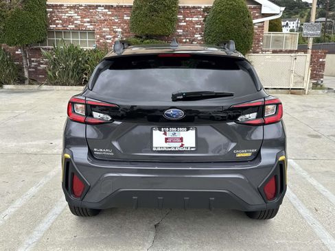 Certified 2025 Subaru Crosstrek 2.5i Sport w/ Crosstrek Mirror Package image 5