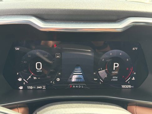 Certified 2024 GMC Canyon AT4 AWD/4WD image 17