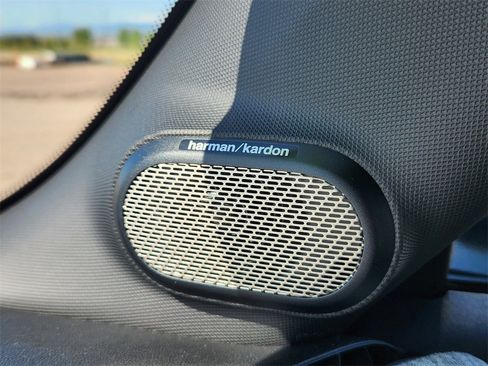 Used 2025 MINI Cooper 2-Door Hardtop image 26