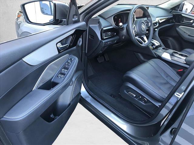 Used 2024 Acura MDX w/ Technology Package FWD image 12