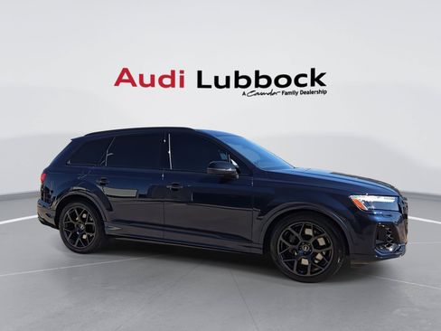 Used 2025 Audi SQ7 Prestige AWD/4WD image 9