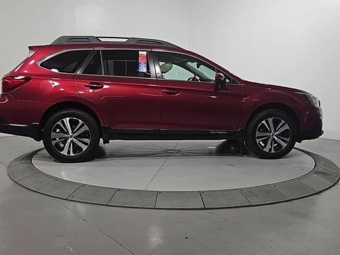 Used 2019 Subaru Outback 2.5i Limited w/ Popular Package #2 AWD/4WD image 7