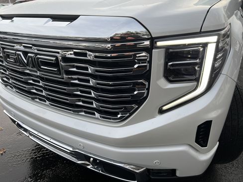 Certified 2023 GMC Sierra 1500 Denali image 6
