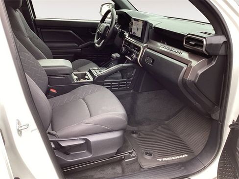 Certified 2024 Toyota Tacoma SR5 image 15