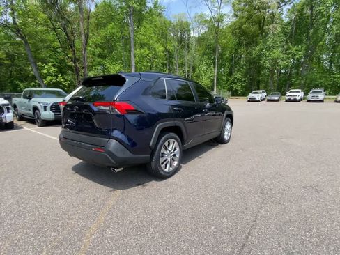 Used 2021 Toyota RAV4 XLE Premium AWD/4WD image 2