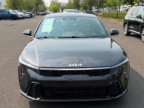 Used 2025 Kia K4 GT-Line w/ GT-Line Premium Package FWD image 3