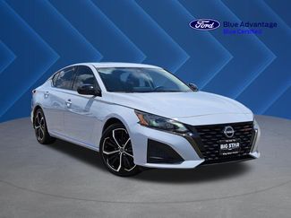 Used 2023 Nissan Altima 2.5 SR w/ SR Premium Package FWD video 1
