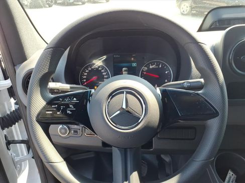 New 2025 Mercedes-Benz Sprinter 2500 image 19