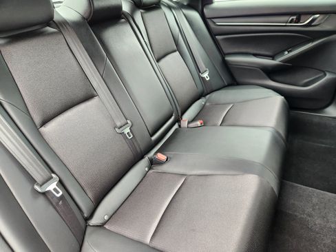 Used 2019 Honda Accord Sport image 15