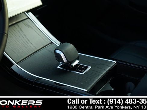 Used 2024 Land Rover Range Rover Evoque S image 21