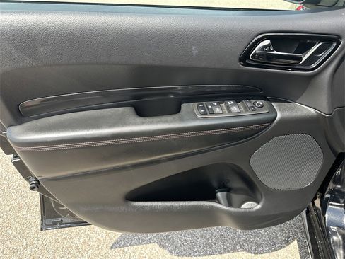 Used 2024 Dodge Durango GT image 12
