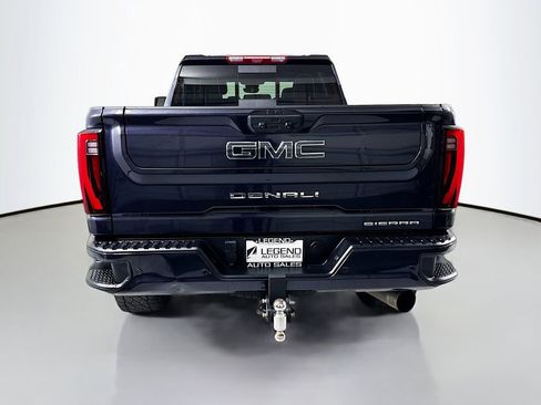 Used 2024 GMC Sierra 2500 Denali Ultimate AWD/4WD image 7