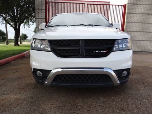 Used 2017 Dodge Journey Crossroad FWD image 10