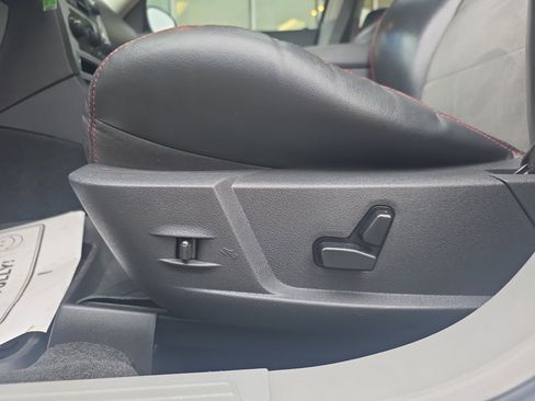 Used 2006 Dodge Charger SRT8 w/ SRT Option Group II image 16