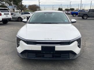 Used 2025 Kia K4 LXS video 2