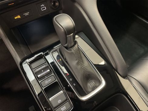 Used 2024 Acura Integra image 9