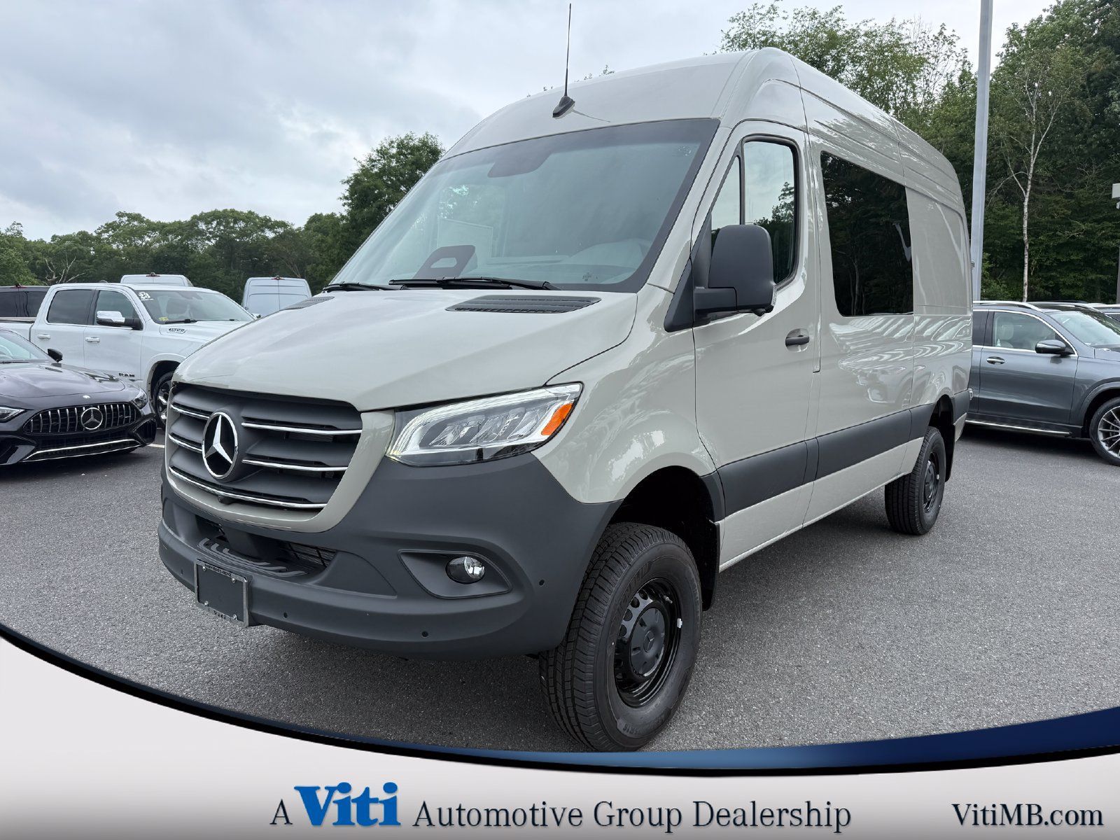 Used 2026 Mercedes-Benz Sprinter 2500 image 4