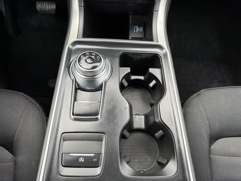 Used 2023 Ford Edge SE image 29