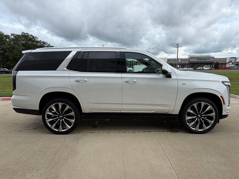 Used 2025 Cadillac Escalade Premium Luxury w/ Touring Package AWD/4WD image 6