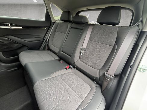 Used 2024 Kia Seltos S image 27