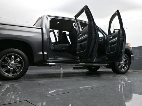 Used 2014 Toyota Tundra SR5 w/ SR5 Upgrade Package image 33