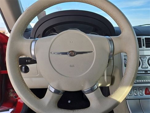 Used 2006 Chrysler Crossfire Limited image 16
