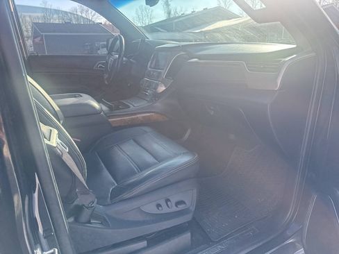 Used 2015 GMC Yukon Denali w/ Open Road Package AWD/4WD image 29