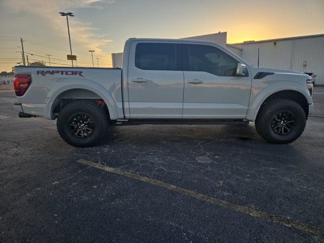 Used 2024 Ford F150 Raptor AWD/4WD image 9
