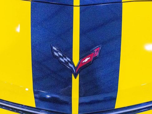 Used 2015 Chevrolet Corvette Stingray Coupe w/ 3LT Preferred Equipment Group RWD image 26
