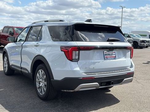 New 2026 Ford Explorer Platinum RWD image 5