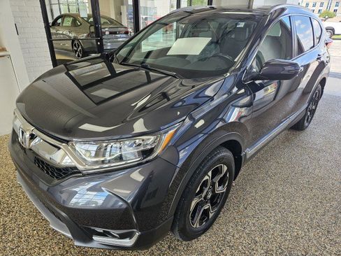 Used 2019 Honda CR-V Touring image 5