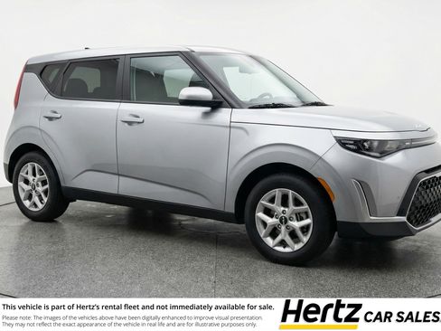 Used 2025 Kia Soul LX w/ LX Technology Package image 1