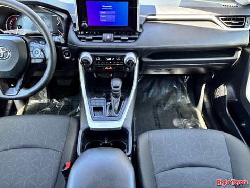 Certified 2025 Toyota RAV4 XLE AWD/4WD image 17