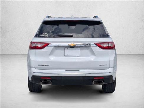 Used 2019 Chevrolet Traverse Premier FWD image 6