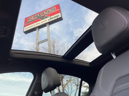 Used 2022 Alfa Romeo Stelvio Quadrifoglio w/ Active Assist Plus Package image 4