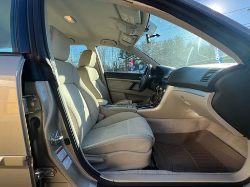 Used 2008 Subaru Outback 2.5i L.L. Bean image 34