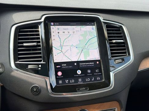 Certified 2023 Volvo XC90 B6 Plus AWD/4WD image 18