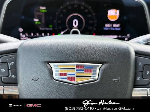 Used 2024 Cadillac Escalade Premium Luxury RWD image 26