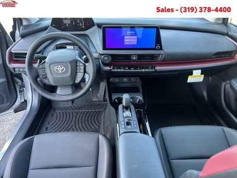 New 2026 Toyota Prius Plug-In Hybrid FWD image 11