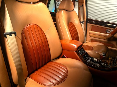 Used 2001 Bentley Arnage Red Label image 21
