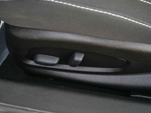 Used 2017 Chevrolet Camaro SS RWD image 24