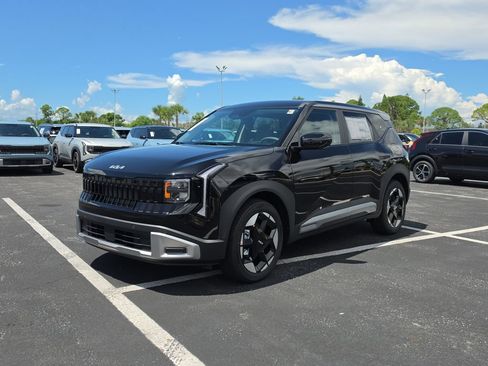 New 2027 Kia Seltos S FWD image 4