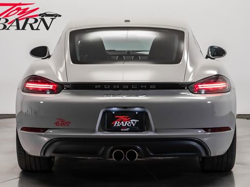 Used 2018 Porsche 718 Cayman S image 4