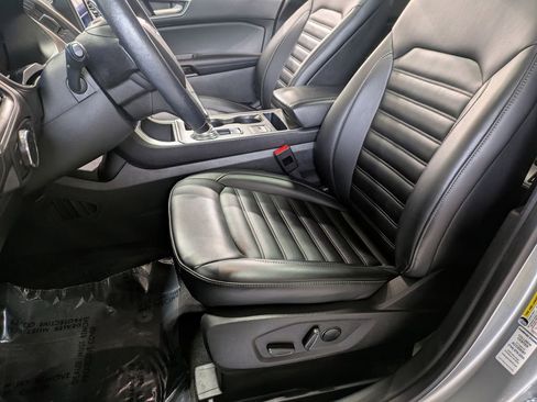 Certified 2024 Ford Edge SEL w/ Convenience Package AWD/4WD image 13