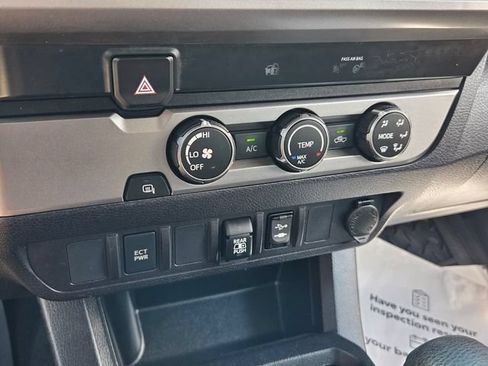 Used 2019 Toyota Tacoma SR5 RWD image 20
