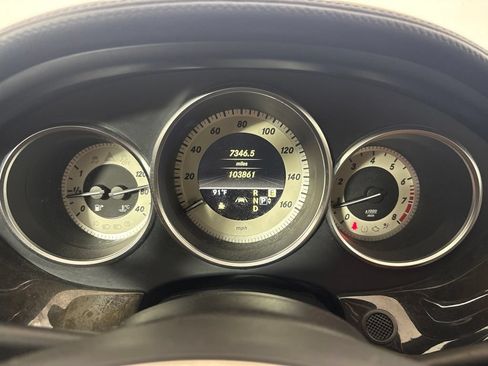 Used 2012 Mercedes-Benz CLS 550 image 12