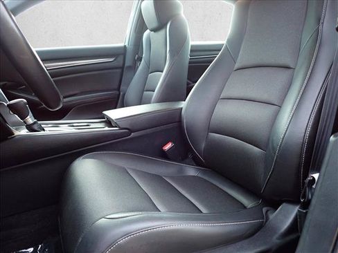 Used 2022 Honda Accord Sport image 10